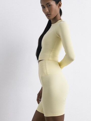 MyLibi Slim fit Leggings in Yellow