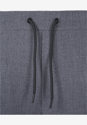 Urban Classics Regular Cargo trousers in Grey
