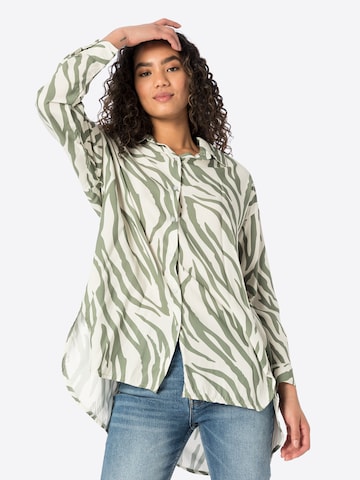 ZABAIONE Blouse 'Emily' in Green: front