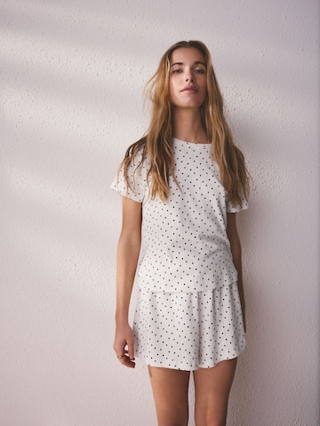 Next Shorty in Beige: Vorderseite