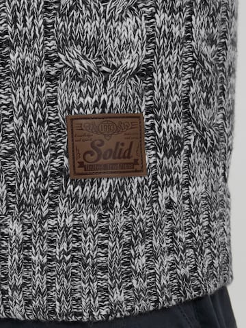 !Solid Strickpullover 'Pankraz' in Grau