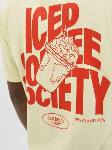 JACK & JONES - Camiseta en amarillo
