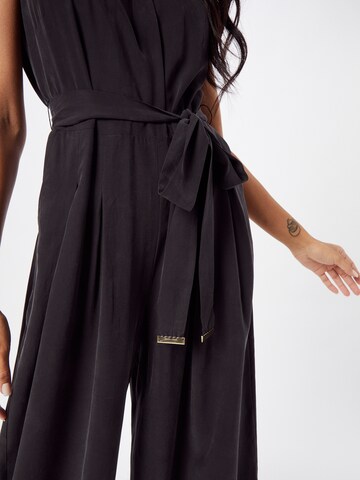 s.Oliver BLACK LABEL Jumpsuit in Schwarz