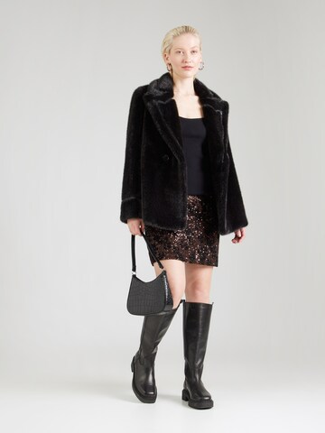 OBJECT Rock 'OBJEDEN' in Braun