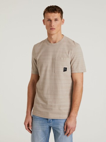 T-Shirt CHASIN' en gris : devant