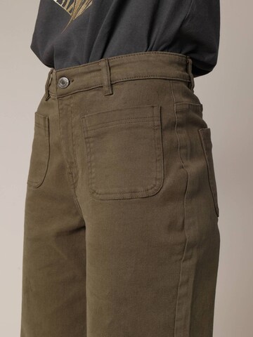 Deeluxe Flared Jeans 'LIZETTE' in Groen