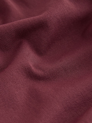 Skinny Leggings self. en rouge