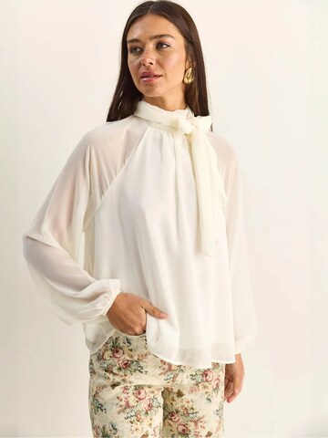 Camicia da donna di Bianco Lucci in bianco: frontale