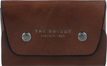 The Bridge Case 'Kallio' in Brown: front