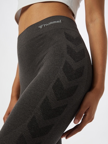 Hummel Skinny Sportbroek 'Ci' in Zwart