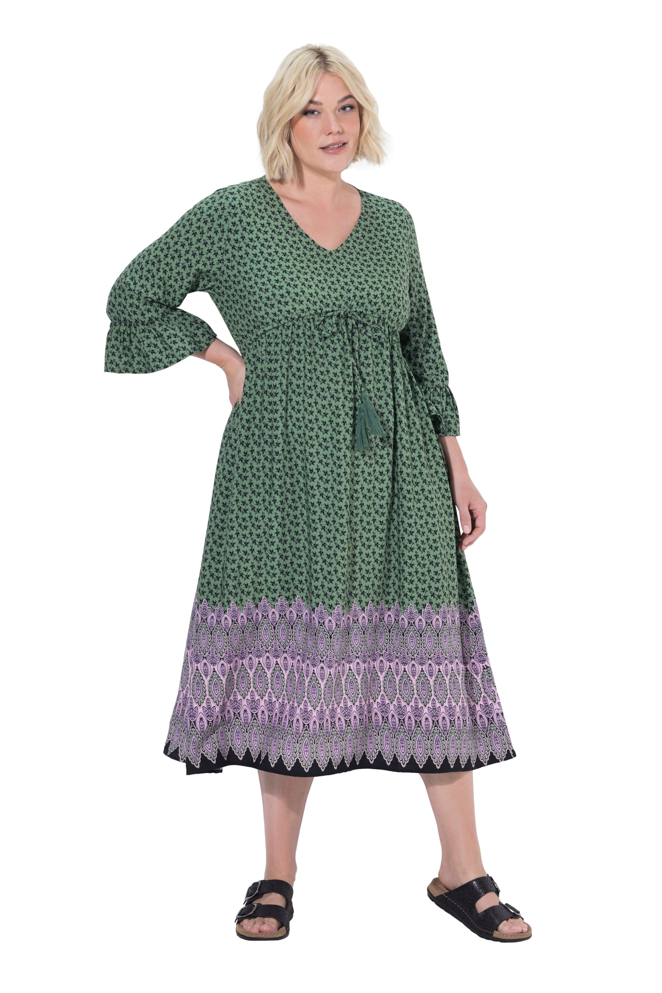 Ulla Popken Dress in Green: front