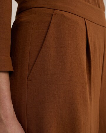 WE Fashion Wide leg Pleat-Front Pants in Brown