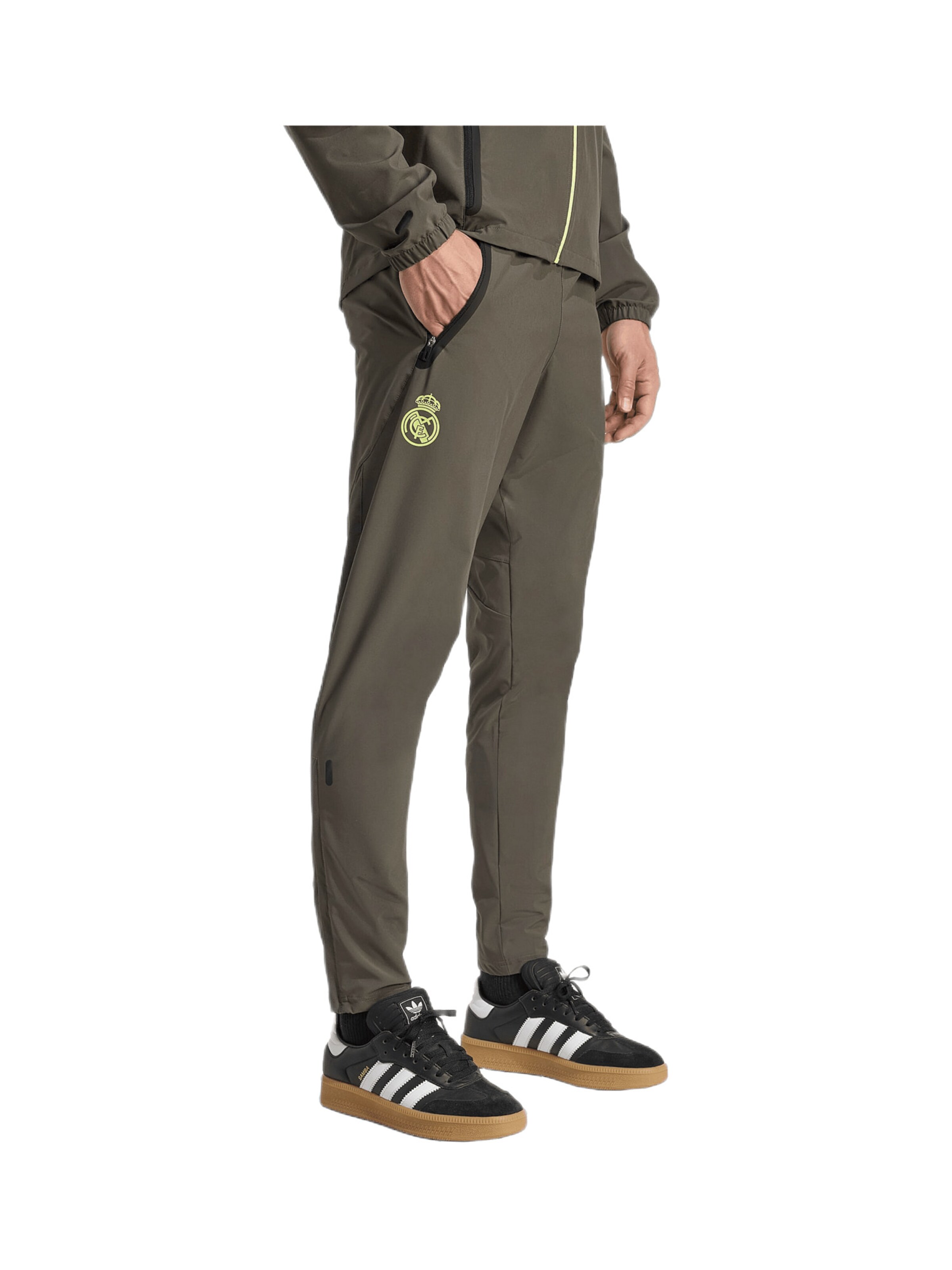 Slimfit Pantaloni sportivi 'Real Madrid Vis Tech Travel' di ADIDAS PERFORMANCE in grigio