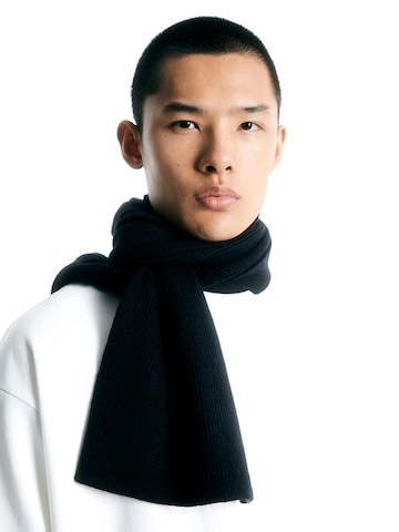 Pull&Bear Scarf in Black