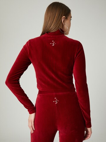 VIERVIER Shirt 'Celia' in Rood