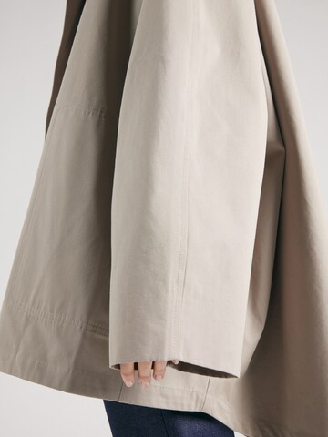 REMAIN Between-seasons coat in Beige