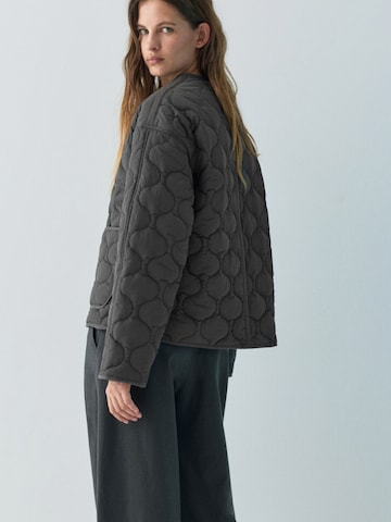 Pull&Bear Tussenjas in Grijs