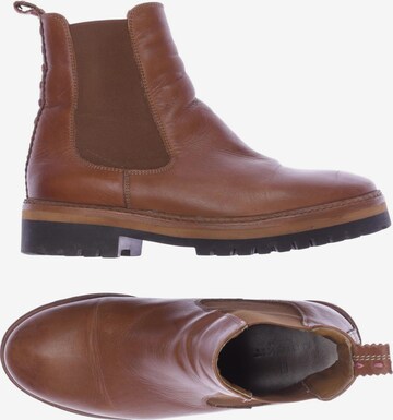 Crickit Dress Boots in 38 in Brown: front