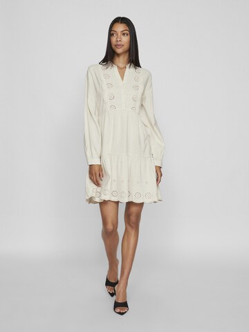VILA Kleid in Beige