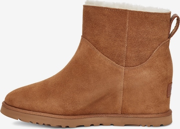 UGG Ankle Boots in Brown: front