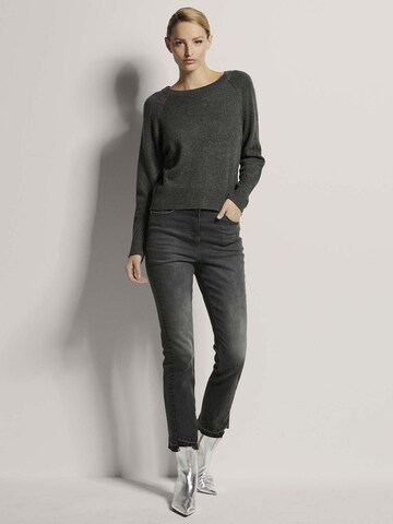 MADELEINE Sweater in Grey