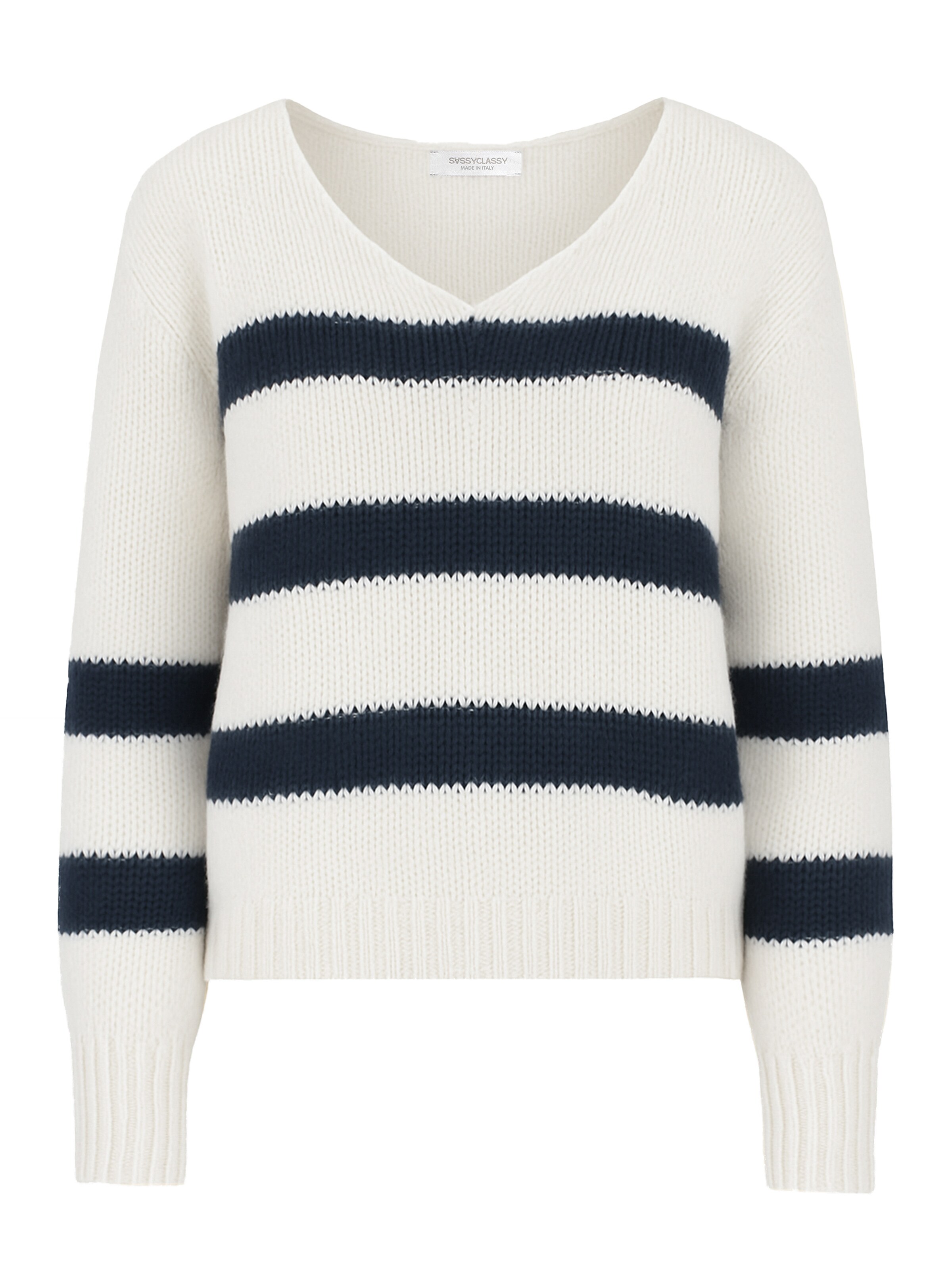 SASSYCLASSY Oversizepullover in Weiß: Vorderseite