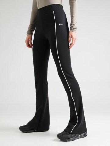 Evazați Pantaloni de la Nike Sportswear pe negru: față