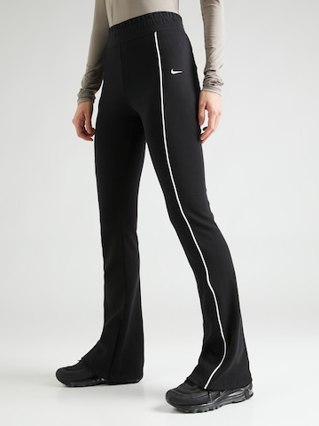 évasé Pantalon Nike Sportswear en noir : devant