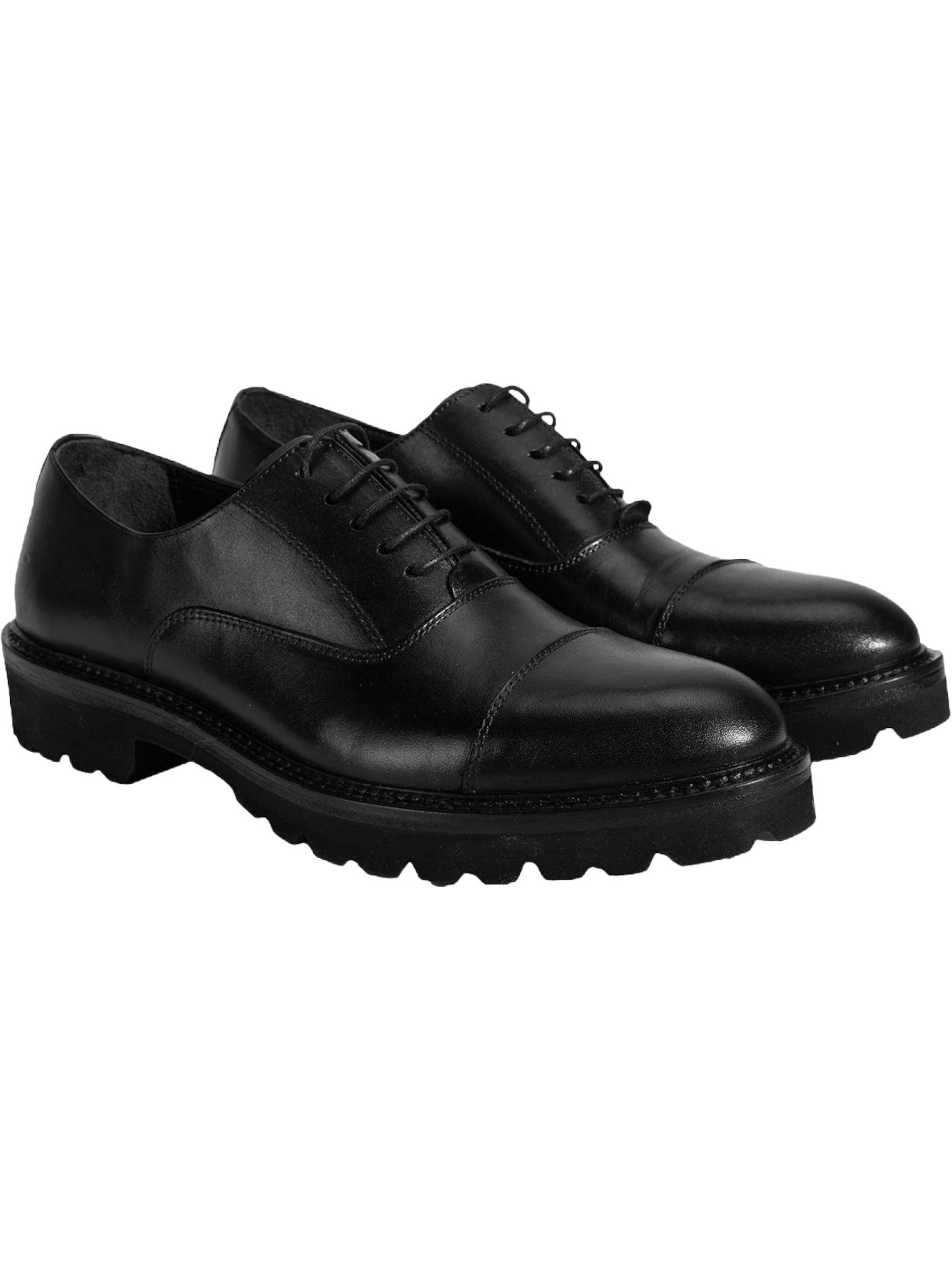 Chaussure à lacets 'Slip-On-Schuhe' Desa en noir : devant