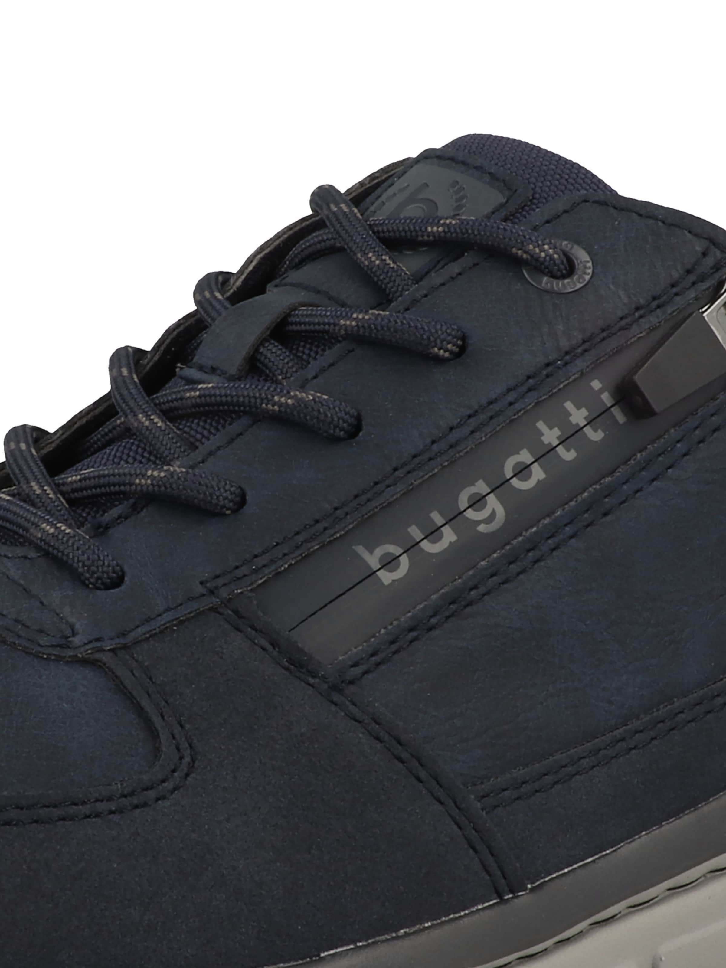 Baskets basses bugatti en bleu