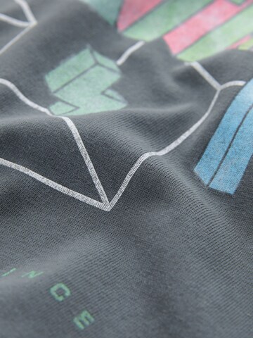 Next T-shirt 'Tetris' i grå