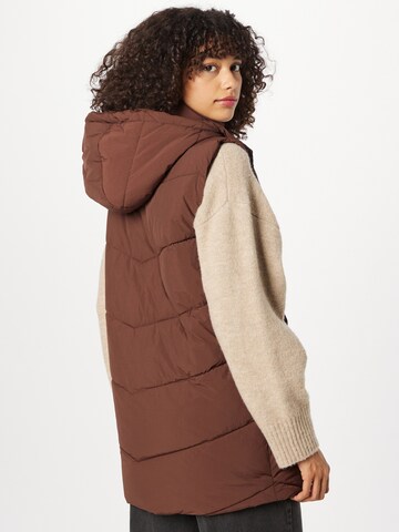 PIECES Vest 'Jamilla' in Brown