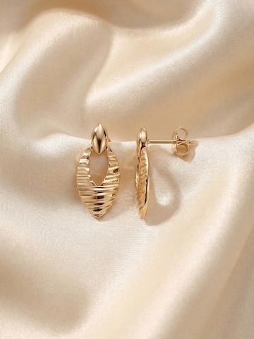 Jobo Earrings in Gold