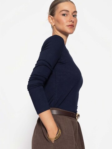 SASSYCLASSY T-shirt i blå