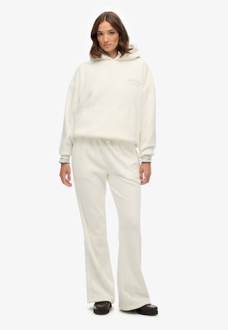 évasé Pantalon 'Country Club' Superdry en blanc