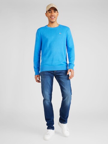 Tommy Jeans Sweater 'ESSENTIALS' in Blue