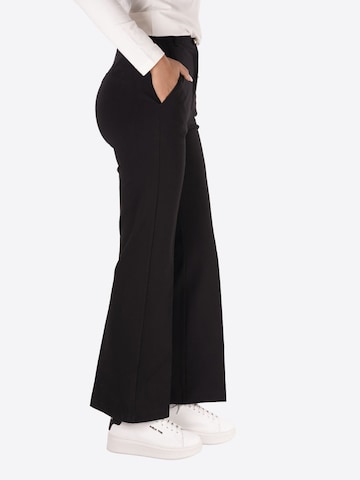 Regular Pantalon à pince 'Donna' Yes Zee en noir