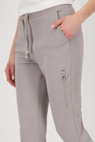 Effilé Pantalon monari en gris
