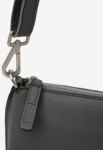 FREDsBRUDER Handtasche mit Label-Details in Grau