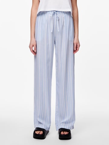 PIECES Loose fit Trousers 'ALVINA' in Blue: front