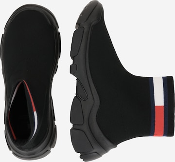 Sneaker înalt de la Tommy Jeans pe negru