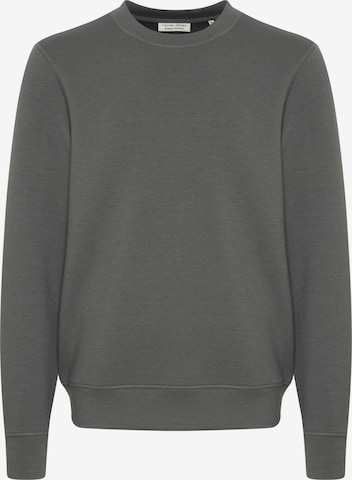 Casual Friday - Pullover 'Sebastian' em cinzento: frente
