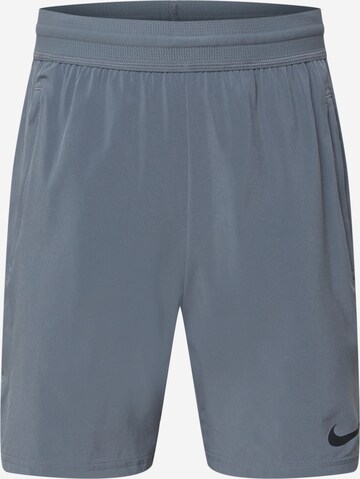 NIKE Sportshorts in Grau: predná strana