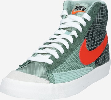 Baskets hautes 'Blazer' Nike Sportswear en vert : devant