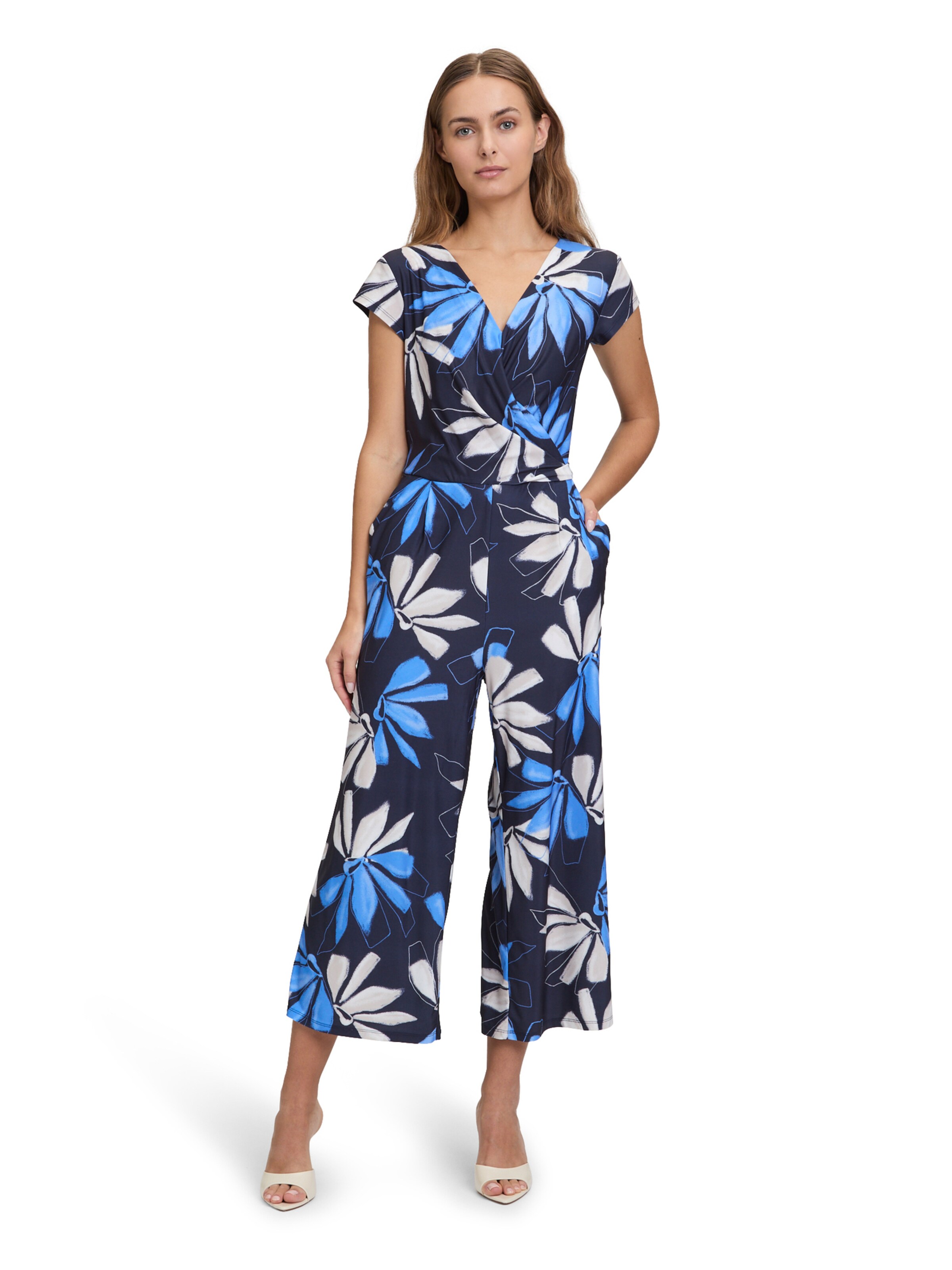 Betty & Co Jumpsuit in Blauw: voorkant