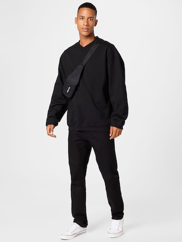 WEEKDAYSweater majica 'Emanuel' - crna boja