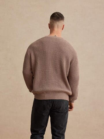 DAN FOX APPAREL - Pullover 'Eren' em cinzento