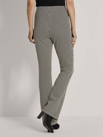 MADELEINE Regular Broek in Grijs
