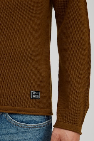 11 Project Sweater 'Dacio' in Brown