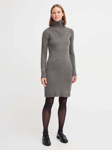 Oxmo Dress 'Carryola' in Grey: front